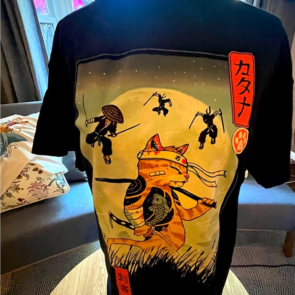 Japanese inspired t-shirt. - Picture 2 of 2